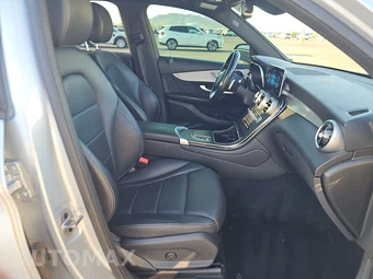 2022 Mercedes-Benz GLC 300 4MATIC - miniatura 8