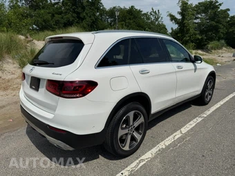 2022 Mercedes-Benz GLC 300 4MATIC - miniatura 4