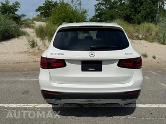 2022 Mercedes-Benz GLC 300 4MATIC - miniatura 5