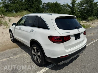 2022 Mercedes-Benz GLC 300 4MATIC - miniatura 6