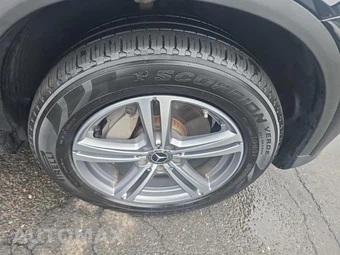 2022 Mercedes-Benz GLC 300 4MATIC - miniatura 9