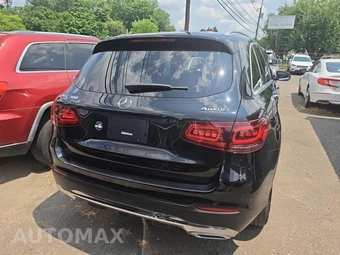 2022 Mercedes-Benz GLC 300 4MATIC - miniatura 5