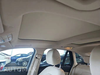 2022 Mercedes-Benz GLC 300 4MATIC - miniatura 18