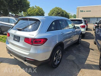 2022 Mercedes-Benz GLC 300 4MATIC - miniatura 3