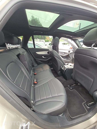 2022 Mercedes-Benz GLC 300 4MATIC – miniatura 16