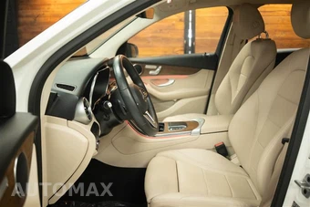 2022 Mercedes-Benz GLC 300 4MATIC - miniatura 9