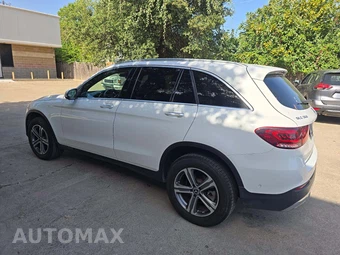 2022 Mercedes-Benz GLC 300 4MATIC - miniatura 2