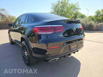 2022 Mercedes-Benz GLC 300 4MATIC - miniatura 3