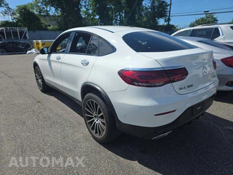 2022 Mercedes-Benz GLC 300 4MATIC - miniatura 2