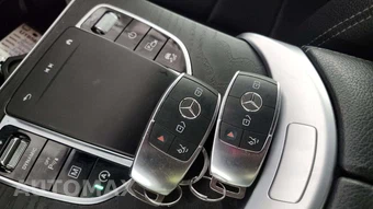 2022 Mercedes-Benz GLC 300 - miniatura 18