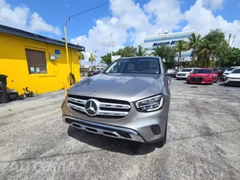 2022 Mercedes-Benz GLC 300