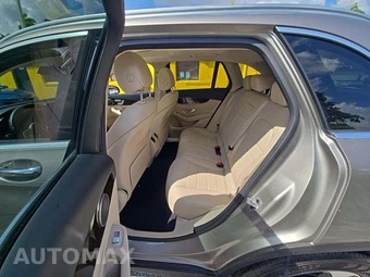 2022 Mercedes-Benz GLC 300 – miniatura 10