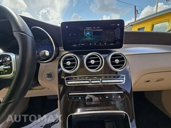 2022 Mercedes-Benz GLC 300 – miniatura 7