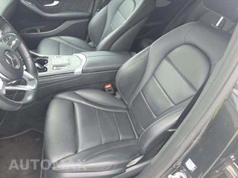 2022 Mercedes-Benz GLC 300 – miniatura 3