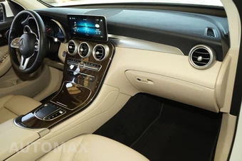 2022 Mercedes-Benz GLC 300 - miniatura 10