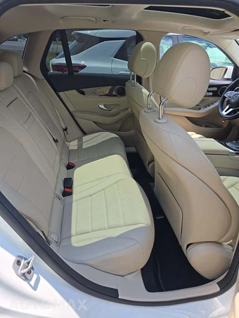2022 Mercedes-Benz GLC 300 – miniatura 16