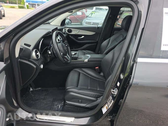 2022 Mercedes-Benz GLC 300 - miniatura 3