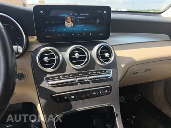 2022 Mercedes-Benz GLC 300 - miniatura 11