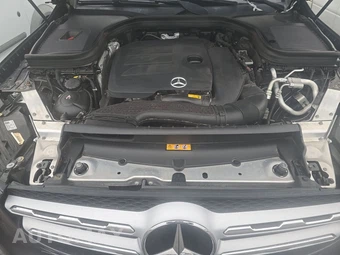 2022 Mercedes-Benz GLC 300 – miniatura 16