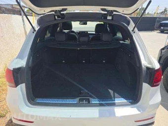 2022 Mercedes-Benz GLC 300 – miniatura 13