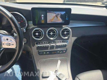 2022 Mercedes-Benz GLC 300 – miniatura 9
