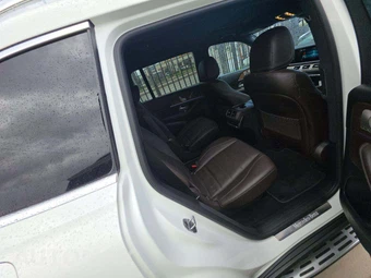 2022 Mercedes-Benz GLS 450 4MATIC – miniatura 17