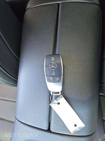 2022 Mercedes-Benz GLS 450 4MATIC – miniatura 8