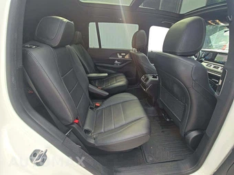 2022 Mercedes-Benz GLS 450 4MATIC – miniatura 17