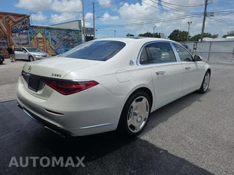 2022 Mercedes-Benz Maybach S 580 4MATIC - miniatura 3