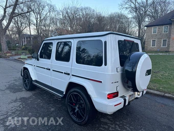 2022 Mercedes-Benz Mercedes-AMG G-Class AMG G 63 4MATIC - miniatura 8