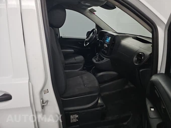 2022 Mercedes-Benz Metris Cargo Van 126.0" WB - miniatura 11