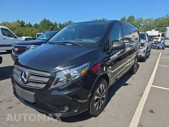 2022 Mercedes-Benz Metris Cargo Van 126.0" WB