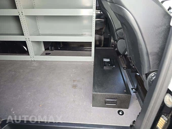 2022 Mercedes-Benz Metris Cargo Van 135.0" WB - miniatura 16