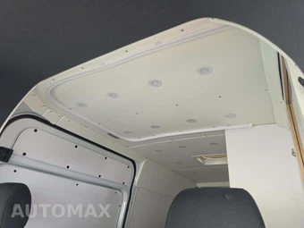 2022 Mercedes-Benz Sprinter 2500 Cargo Van 144.0" WB - miniatura 11