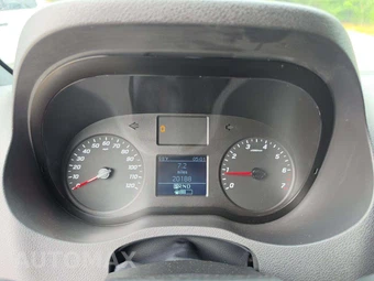 2022 Mercedes-Benz Sprinter 2500 Cargo Van 144.0" WB - miniatura 9