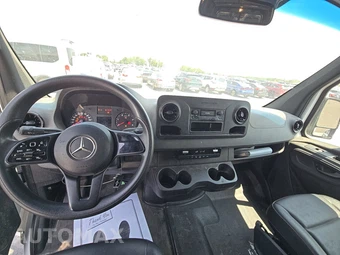 2022 Mercedes-Benz Sprinter 2500 Cargo Van High Roof 170.0" WB - miniatura 11