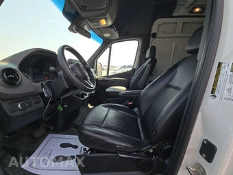 2022 Mercedes-Benz Sprinter 2500 Cargo Van High Roof 170.0" WB - miniatura 7