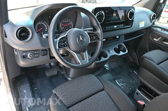 2022 Mercedes-Benz Sprinter 2500 Cargo Van Standard Roof 144.0" WB - miniatura 9
