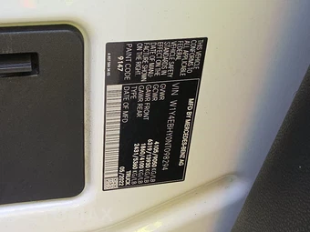 2022 Mercedes-Benz Sprinter 2500 Cargo Van Standard Roof 144.0" WB - miniatura 14