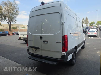 2022 Mercedes-Benz Sprinter 2500 Cargo Van Standard Roof 144.0" WB - miniatura 4