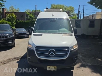 2022 Mercedes-Benz Sprinter 2500 Cargo Van Standard Roof 144.0" WB – miniatura 2