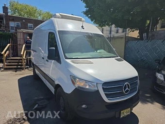 2022 Mercedes-Benz Sprinter 2500 Cargo Van Standard Roof 144.0" WB – miniatura 3