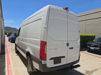 2022 Mercedes-Benz Sprinter 2500 Cargo Van Standard Roof 144.0" WB – miniatura 2