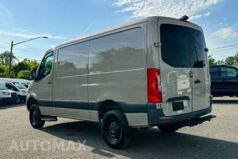 2022 Mercedes-Benz Sprinter 2500 Cargo Van Standard Roof 144.0" WB - miniatura 5