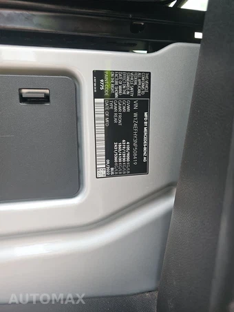 2022 Mercedes-Benz Sprinter 2500 Passenger Van Standard Roof 144.0" WB - miniatura 15