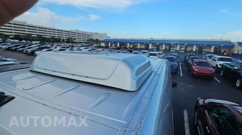 2022 Mercedes-Benz Sprinter 2500 Passenger Van Standard Roof 144.0" WB - miniatura 24