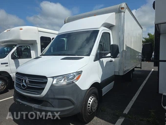 Zdjęcie pojazdu 2022 Mercedes-Benz Sprinter 3500XD Cab Chassis DRW z USA