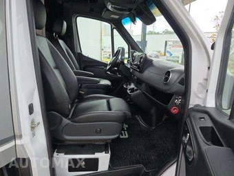 2022 Mercedes-Benz Sprinter 3500XD Cab Chassis DRW – miniatura 16