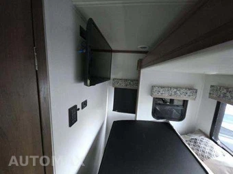 2022 Mercedes-Benz Sprinter 3500XD Cab Chassis DRW – miniatura 31