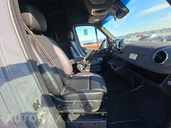 2022 Mercedes-Benz Sprinter 3500XD Cargo Van DRW High Roof 170.0" WB - miniatura 8